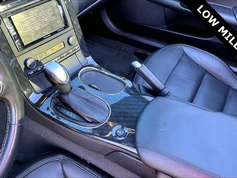 Used 2012 Chevrolet Corvette Coupe w/ Roof Package image 15