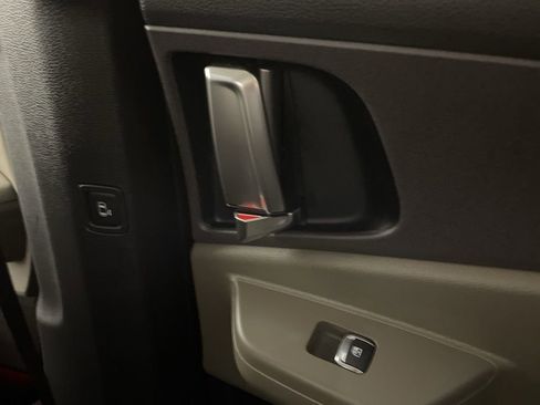 New 2026 Kia Carnival EX image 15