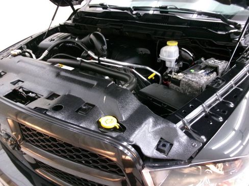 Used 2018 RAM 1500 Big Horn AWD/4WD image 39