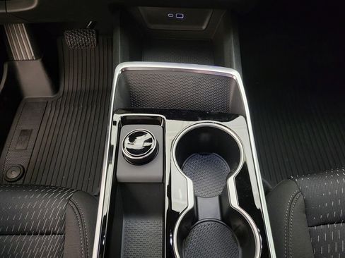 New 2026 Chevrolet Equinox LT w/ Midnight Edition FWD image 29