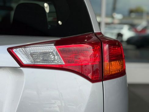 Used 2014 Toyota RAV4 XLE FWD image 13
