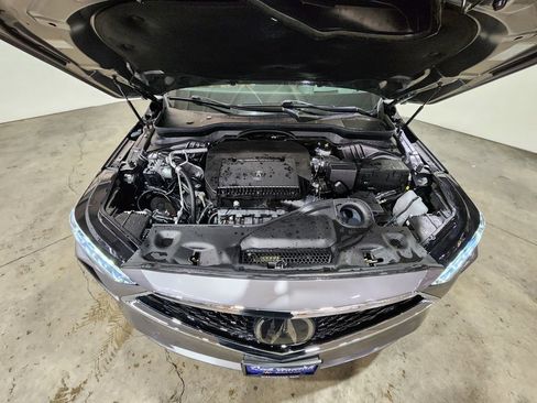 Used 2024 Acura MDX SH-AWD w/ Advance Package image 4