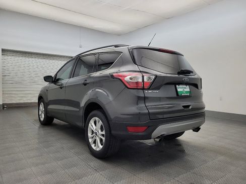 Used 2018 Ford Escape SE image 5