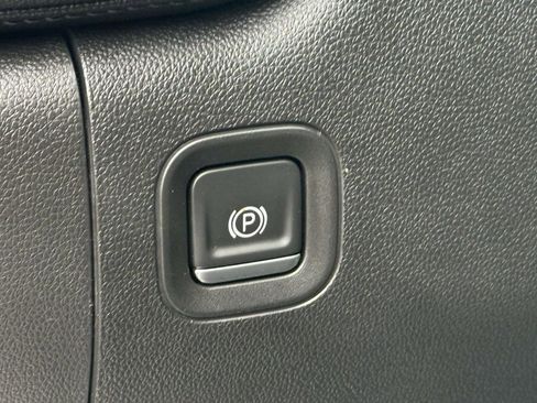 Used 2021 Chevrolet Silverado 1500 LT w/ All Star Edition Plus image 28