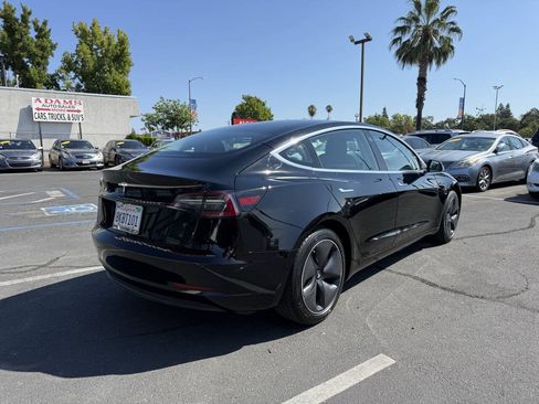 Used 2019 Tesla Model 3 RWD image 3