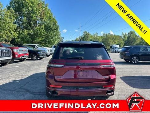 Used 2025 Jeep Grand Cherokee Summit AWD/4WD image 9