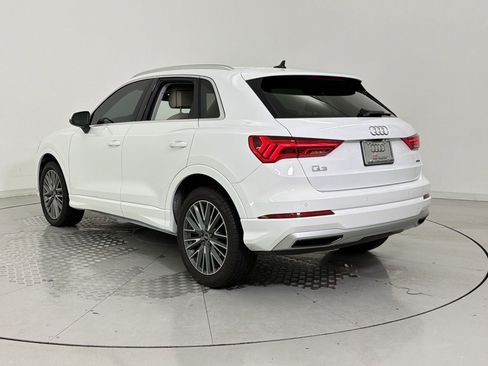 Used 2022 Audi Q3 2.0T Premium image 3