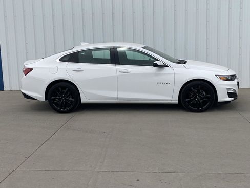 Used 2024 Chevrolet Malibu LT w/ Sport Edition image 4