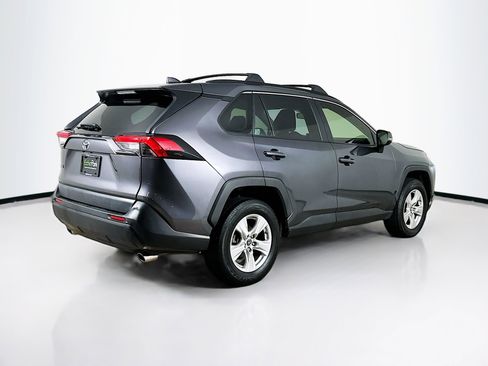 Used 2019 Toyota RAV4 XLE image 9