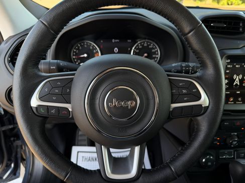 Used 2023 Jeep Renegade Altitude w/ Sun/Sound Group AWD/4WD image 21