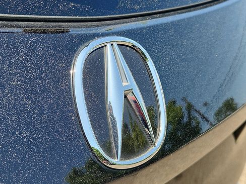Used 2023 Acura MDX SH-AWD w/ Technology Package image 29