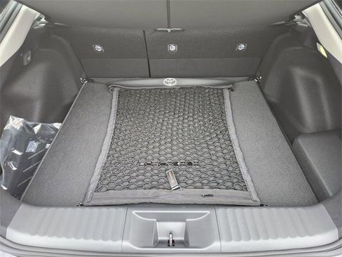 New 2026 Toyota Prius SE image 22