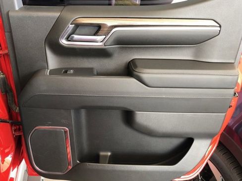 Used 2023 Chevrolet Silverado 1500 LT Trail Boss image 51