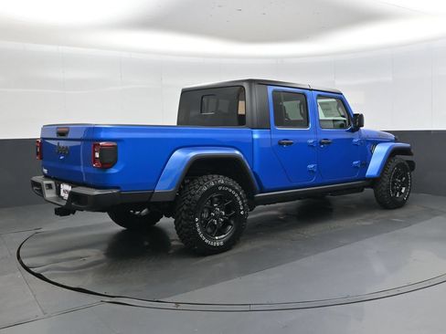 New 2026 Jeep Gladiator Sport AWD/4WD image 19