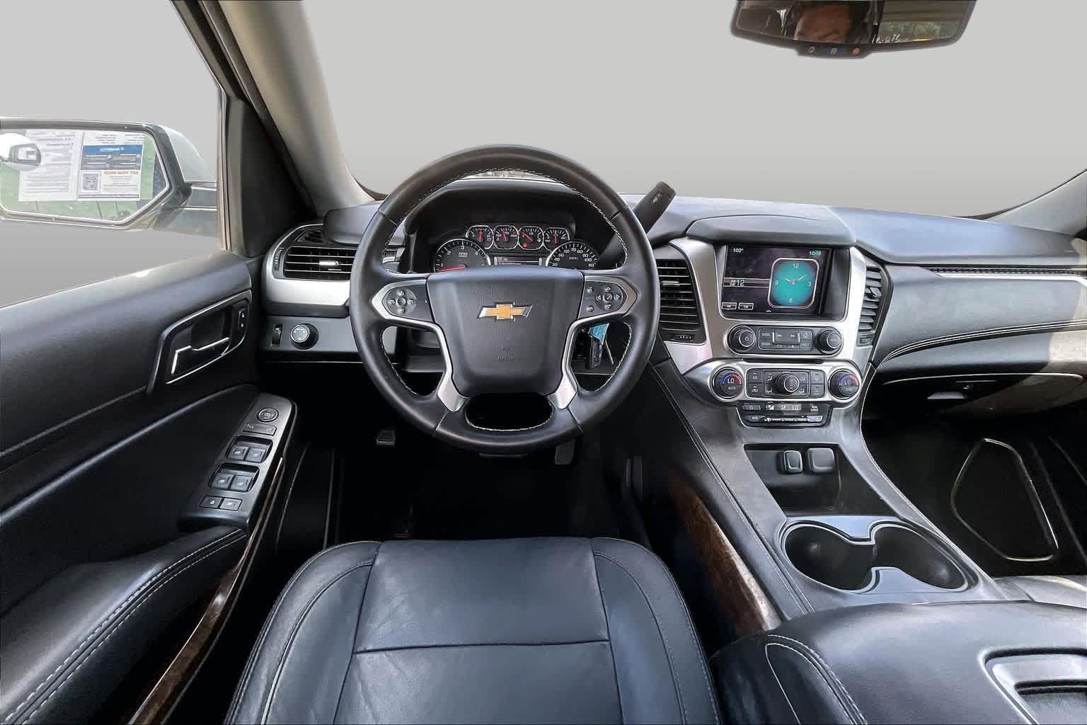 Used 2016 Chevrolet Suburban LS RWD image 6
