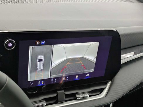 New 2026 Chevrolet Equinox LT image 26