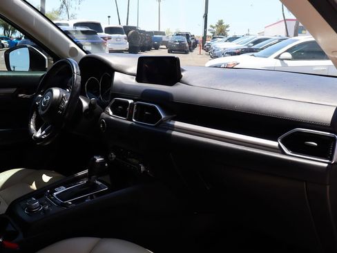 Used 2019 MAZDA CX-5 Touring FWD image 35