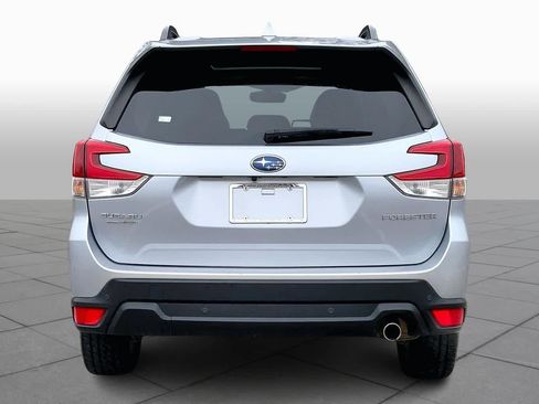 Used 2020 Subaru Forester Limited image 5