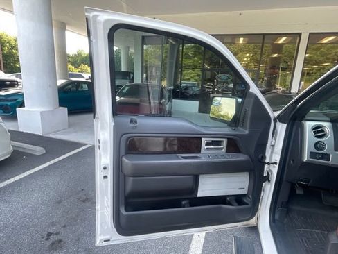 Used 2014 Ford F150 Platinum AWD/4WD image 9