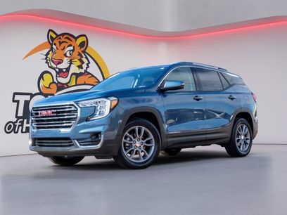 Used 2024 GMC Terrain SLT