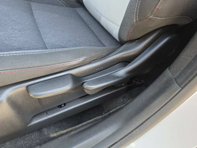 Used 2024 Chevrolet Trax RS w/ Driver Confidence Package FWD image 22