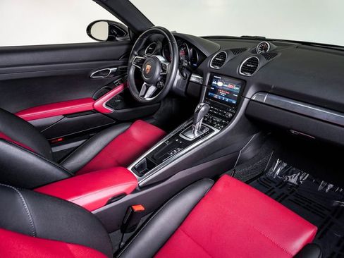 Certified 2022 Porsche 718 Cayman S image 14