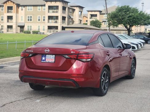 Certified 2024 Nissan Sentra SV FWD image 3