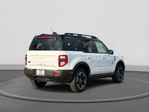 Used 2025 Ford Bronco Sport Outer Banks w/ Outer Banks Tech Package+ image 5