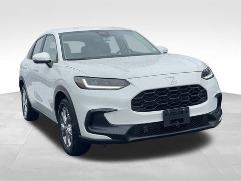 Used 2023 Honda HR-V LX image 5