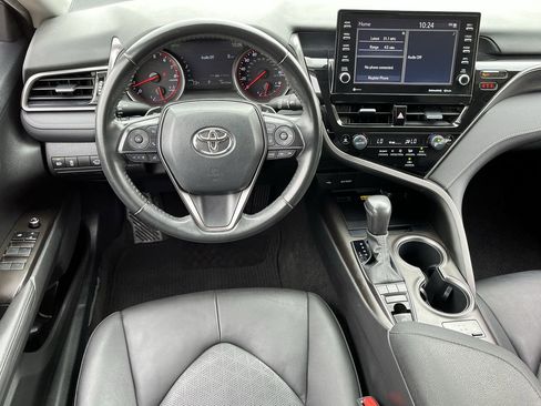 Used 2023 Toyota Camry XSE FWD image 10