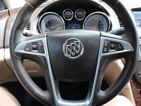 Used 2012 Buick Regal Premium FWD image 27