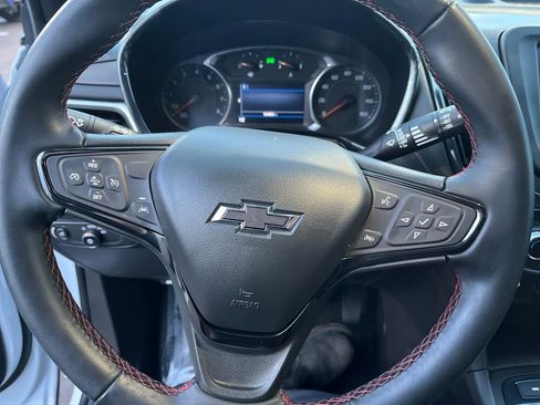 Used 2024 Chevrolet Equinox RS image 28
