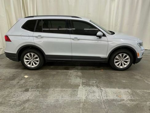 Used 2018 Volkswagen Tiguan S image 2