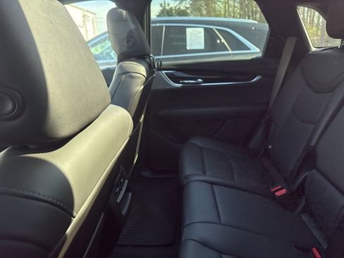 Used 2021 Cadillac XT5 Premium Luxury image 5