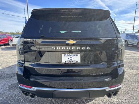 New 2026 Chevrolet Suburban Premier RWD image 6