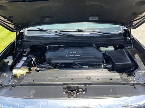 Used 2017 Nissan Titan SV RWD image 30