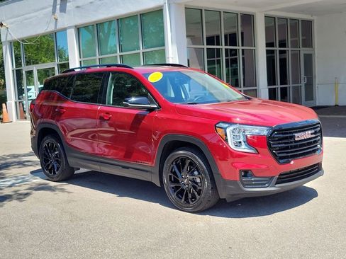 Certified 2023 GMC Terrain SLT w/ Elevation Edition FWD image 12