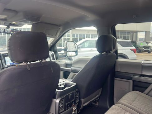 Used 2020 Ford F350 XLT w/ XLT Premium Package image 18