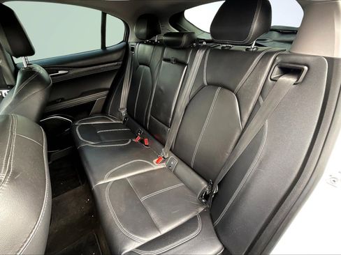Used 2018 Alfa Romeo Stelvio AWD image 25