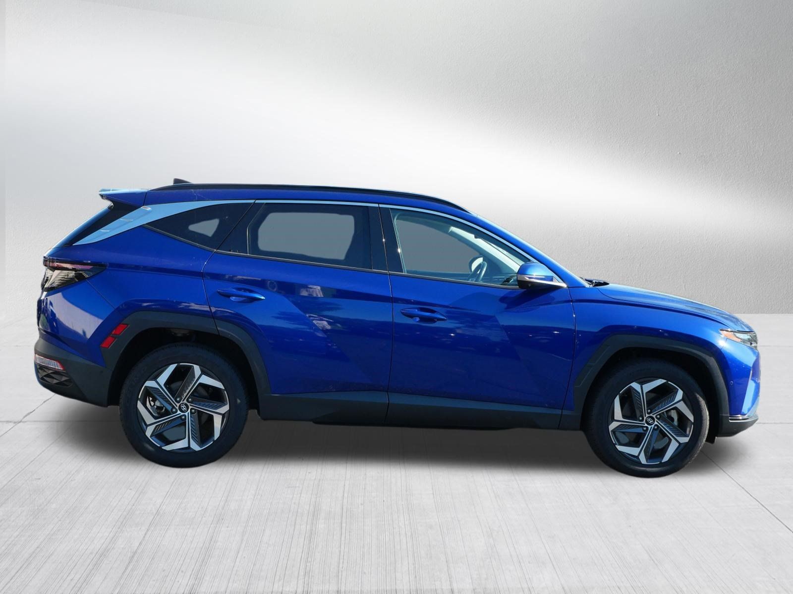 Used 2024 Hyundai Tucson Limited AWD/4WD image 8