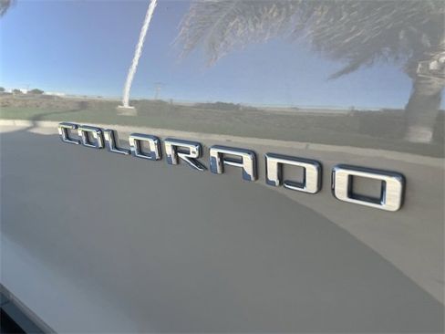 Used 2024 Chevrolet Colorado Z71 w/ Z71 Convenience Package 2 image 32