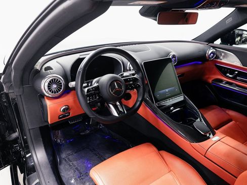 Used 2022 Mercedes-Benz SL 55 AMG 4MATIC image 10
