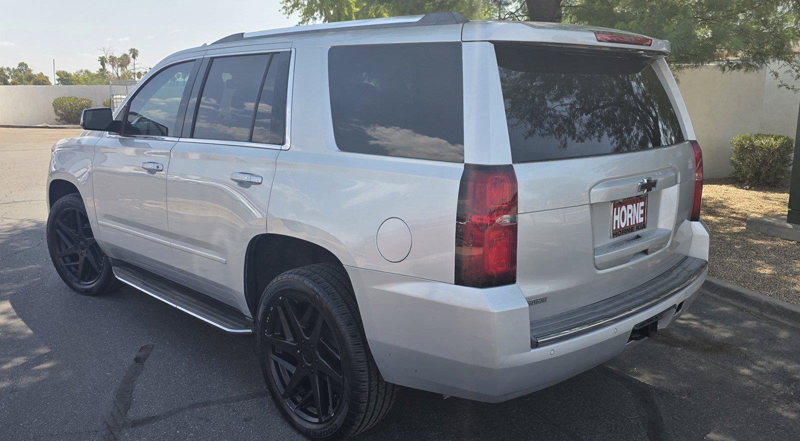 Used 2016 Chevrolet Tahoe LTZ AWD/4WD image 7