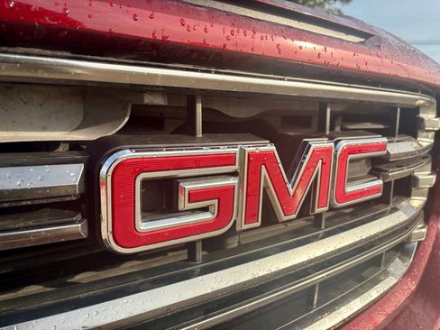 Used 2017 GMC Sierra 1500 SLT AWD/4WD image 9