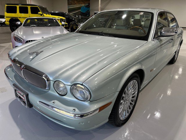 Used 2006 Jaguar XJ Vanden Plas RWD image 1