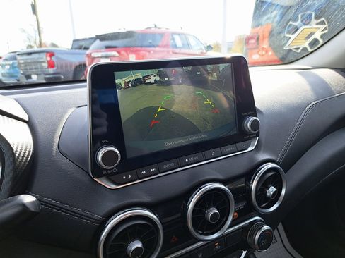 Used 2022 Nissan Sentra SV image 17