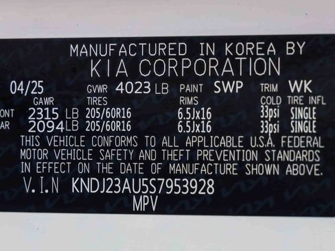 Certified 2025 Kia Soul LX w/ LX Technology Package FWD image 27