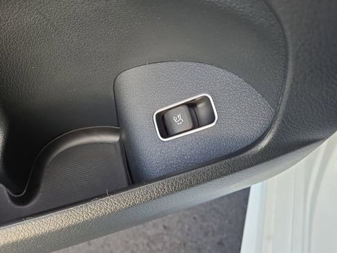 New 2026 Mercedes-Benz GLE 450 4MATIC image 21