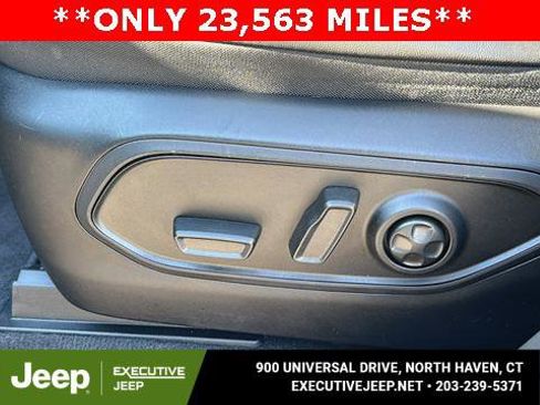 Certified 2022 Jeep Grand Cherokee Limited image 11