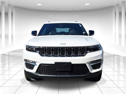 Used 2025 Jeep Grand Cherokee Limited image 8